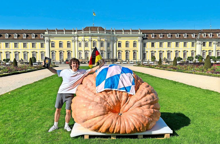 — © Blühendes Barock