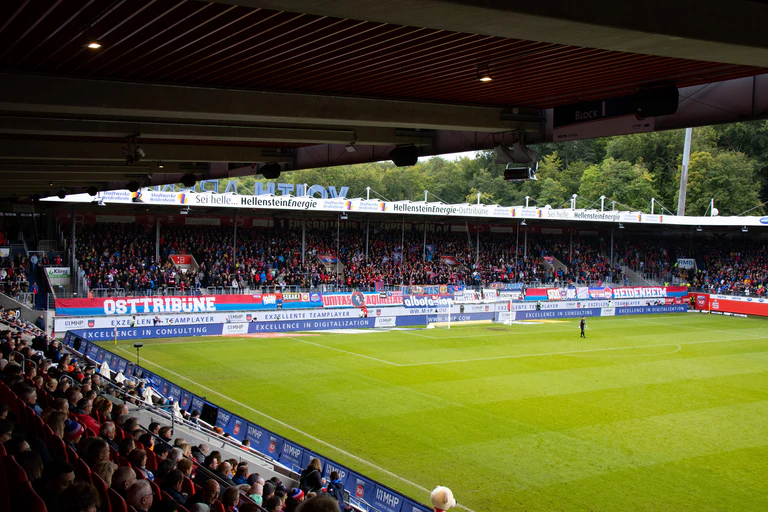 — © 1. FC Heidenheim 1846
