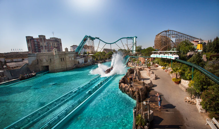 — © Europa Park
